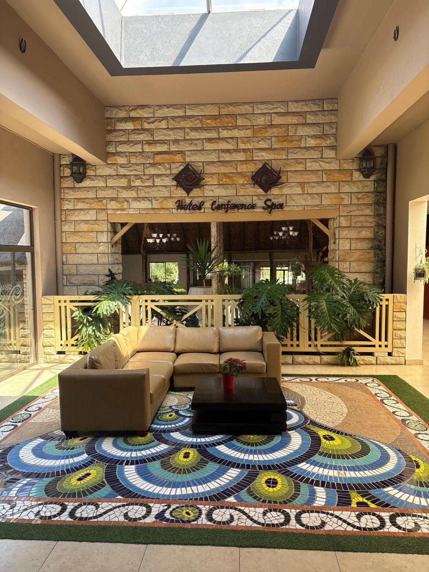 Bloem Spa Hotel & Conference Блумфонтейн Экстерьер фото